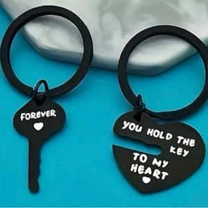 2 piece set “You Hold The Key To My Heart” Couples keychain, new in package